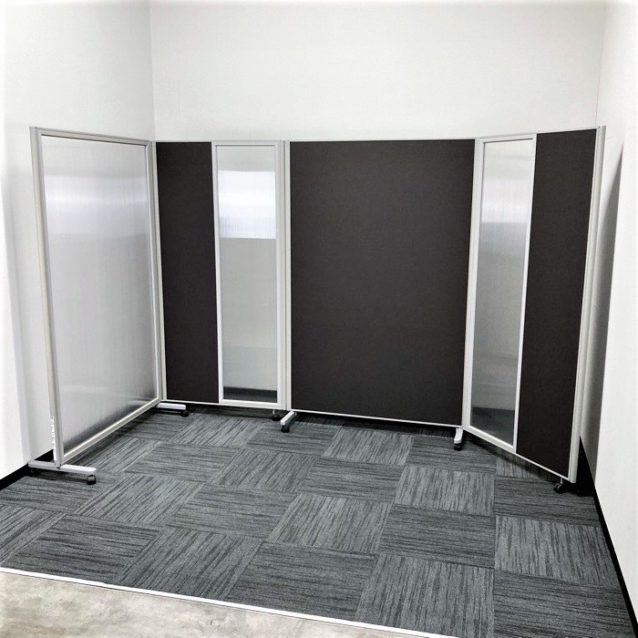 ４連結ローパーティション キャスター付き クリア/ブラウン 中古 ⑩