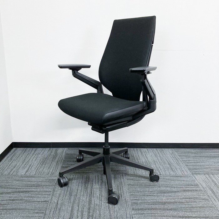 ジェスチャーチェア Steel case 442A40 ラップバック リコリス色 2017年製 中古