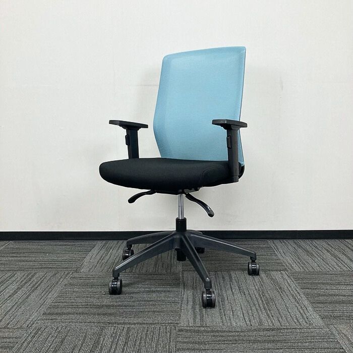 オフィスコム クロッカチェアシリーズ オフィスチェア肘あり 背：ブルー/座：ブラック 中古 ⑳