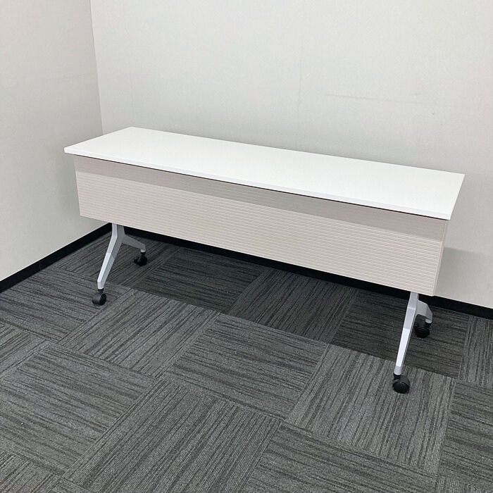 内田洋行 パラグラフシリーズ 平行スタックテーブル W1800×D450×H720 幕板付き 棚板付 天板：ホワイト/脚：シルバー 2017年製 中古 ⑩