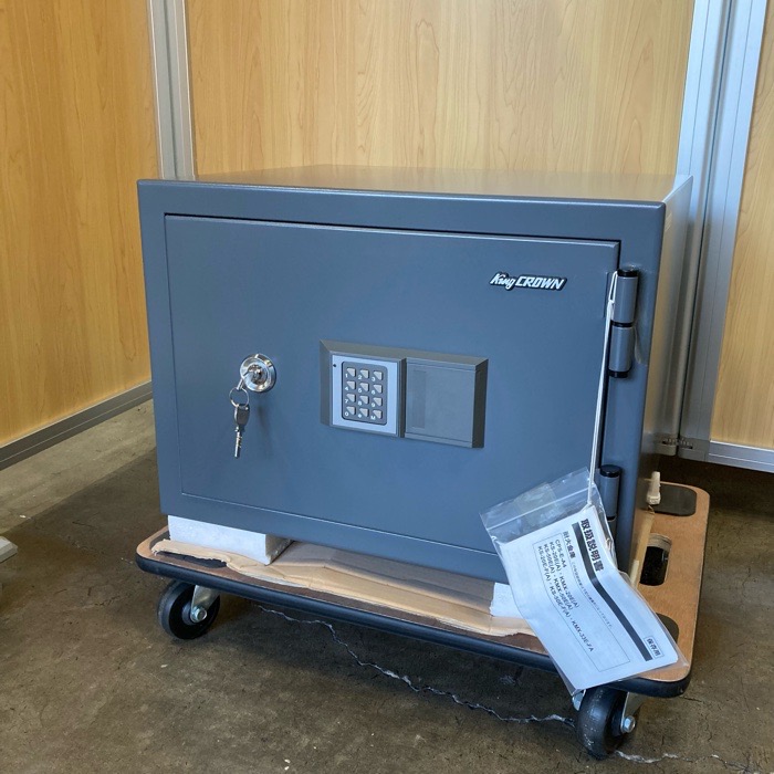 日本アイ・エス・ケイ 耐火金庫 KMX-20EK 質量：37kg W445×D418×H333 グレー 2019年製 中古